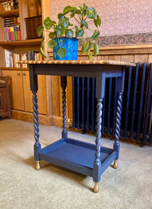 Solid oak occasional/side table.