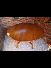 Load image into Gallery viewer, Ercol drop leaf table