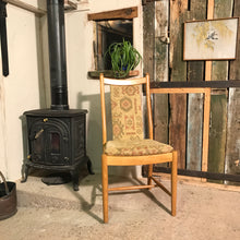 Load image into Gallery viewer, Ercol chair