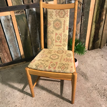 Load image into Gallery viewer, Ercol chair