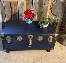 Load image into Gallery viewer, Vintage Overpond Plywood packing trunk - coffee table - blanket box - drinks cabinet